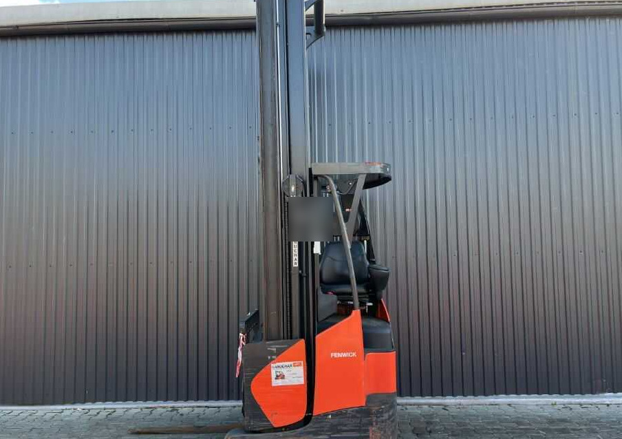 Linde R14X - Reach truck: picture 2 Linde R14X - Reach truck: picture 2