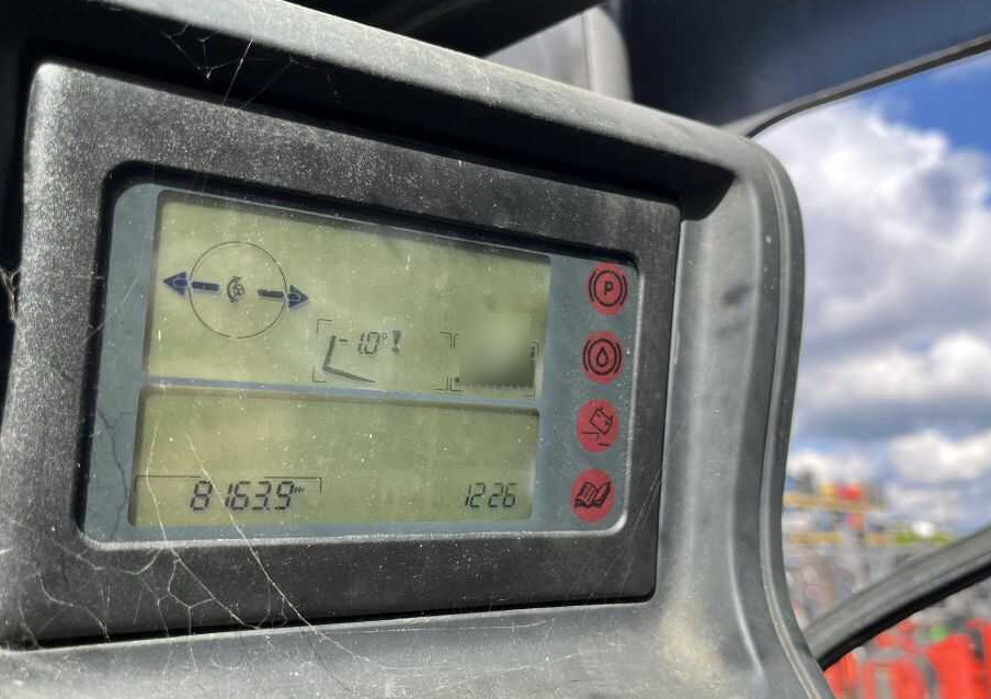 Linde R14X - Reach truck: picture 5 Linde R14X - Reach truck: picture 5