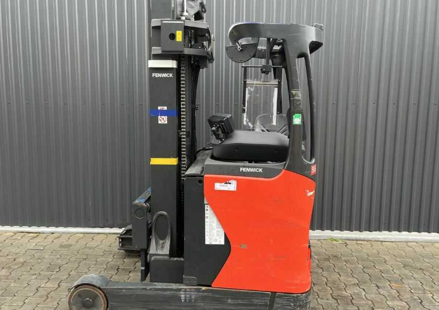Linde R16HD-01 - Reach truck: picture 2 Linde R16HD-01 - Reach truck: picture 2