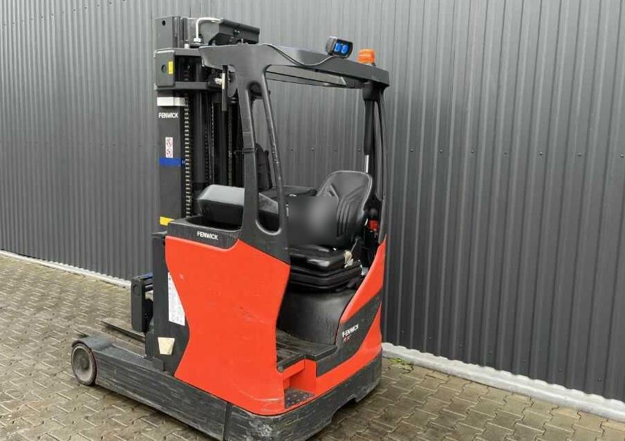 Linde R16HD-01 - Reach truck: picture 3 Linde R16HD-01 - Reach truck: picture 3
