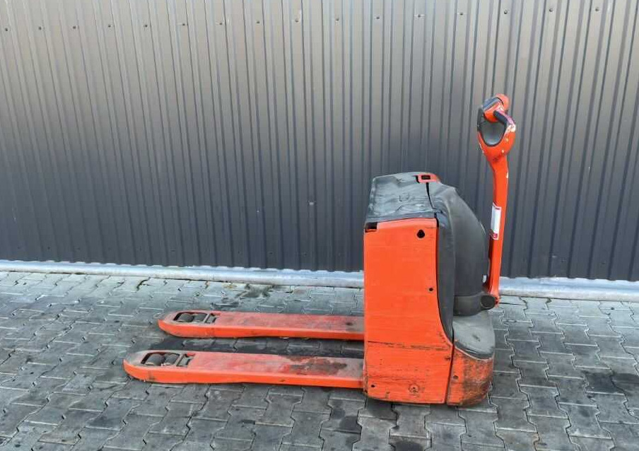 Linde T16 - Pallet truck: picture 2 Linde T16 - Pallet truck: picture 2