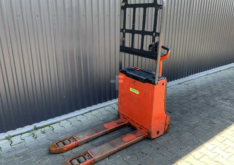 Linde T16 - Pallet truck: picture 1 Linde T16 - Pallet truck: picture 1