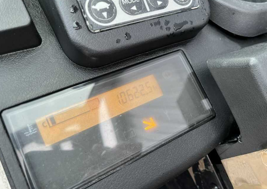 Toyota 8FGF18 - LPG forklift: picture 2 Toyota 8FGF18 - LPG forklift: picture 2