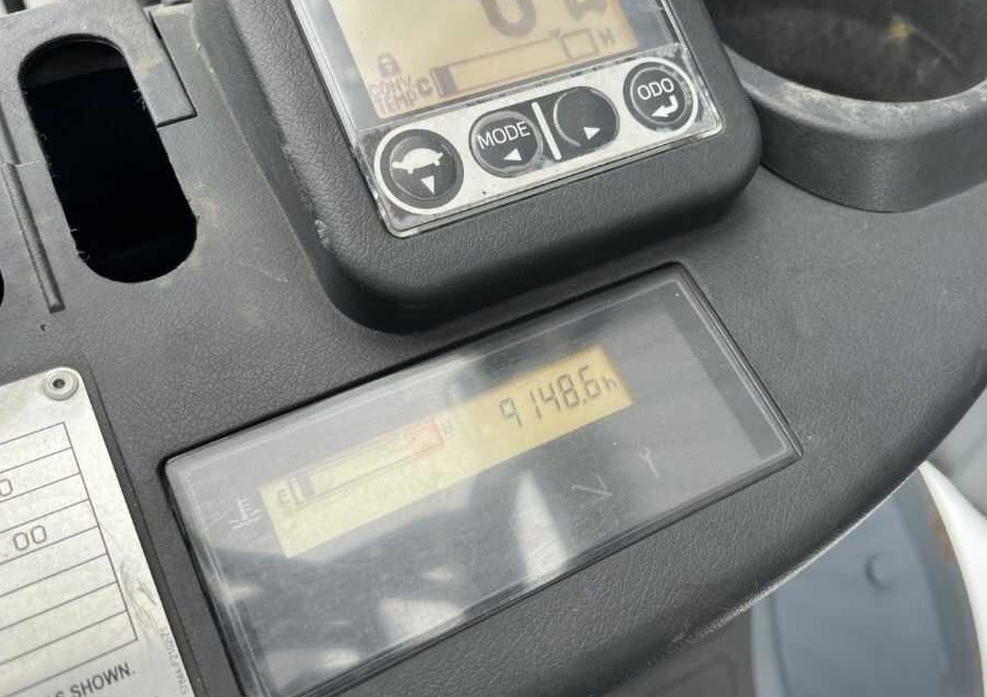Toyota 8FGJF35 - Electric forklift: picture 4 Toyota 8FGJF35 - Electric forklift: picture 4