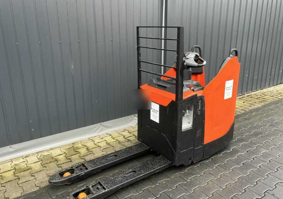 Toyota LPE200 - Pallet truck: picture 1 Toyota LPE200 - Pallet truck: picture 1