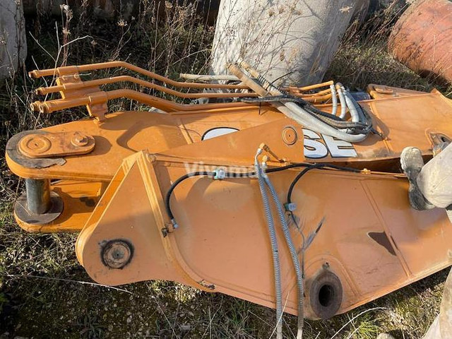 Case - Excavator: picture 2 Case - Excavator: picture 2