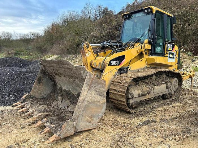 Caterpillar 963D - Loader: picture 1 Caterpillar 963D - Loader: picture 1