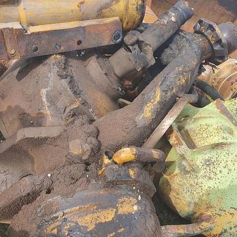 Caterpillar HG/08 VERRIN BENNE 769C 769D 771C 771D - - Axle and parts: picture 3 Caterpillar HG/08 VERRIN BENNE 769C 769D 771C 771D - - Axle and parts: picture 3