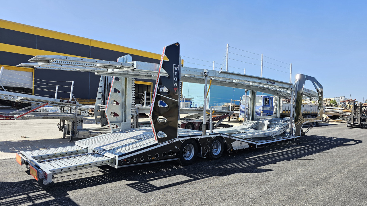 New Autotransporter semi-trailer Car Carrier: picture 17