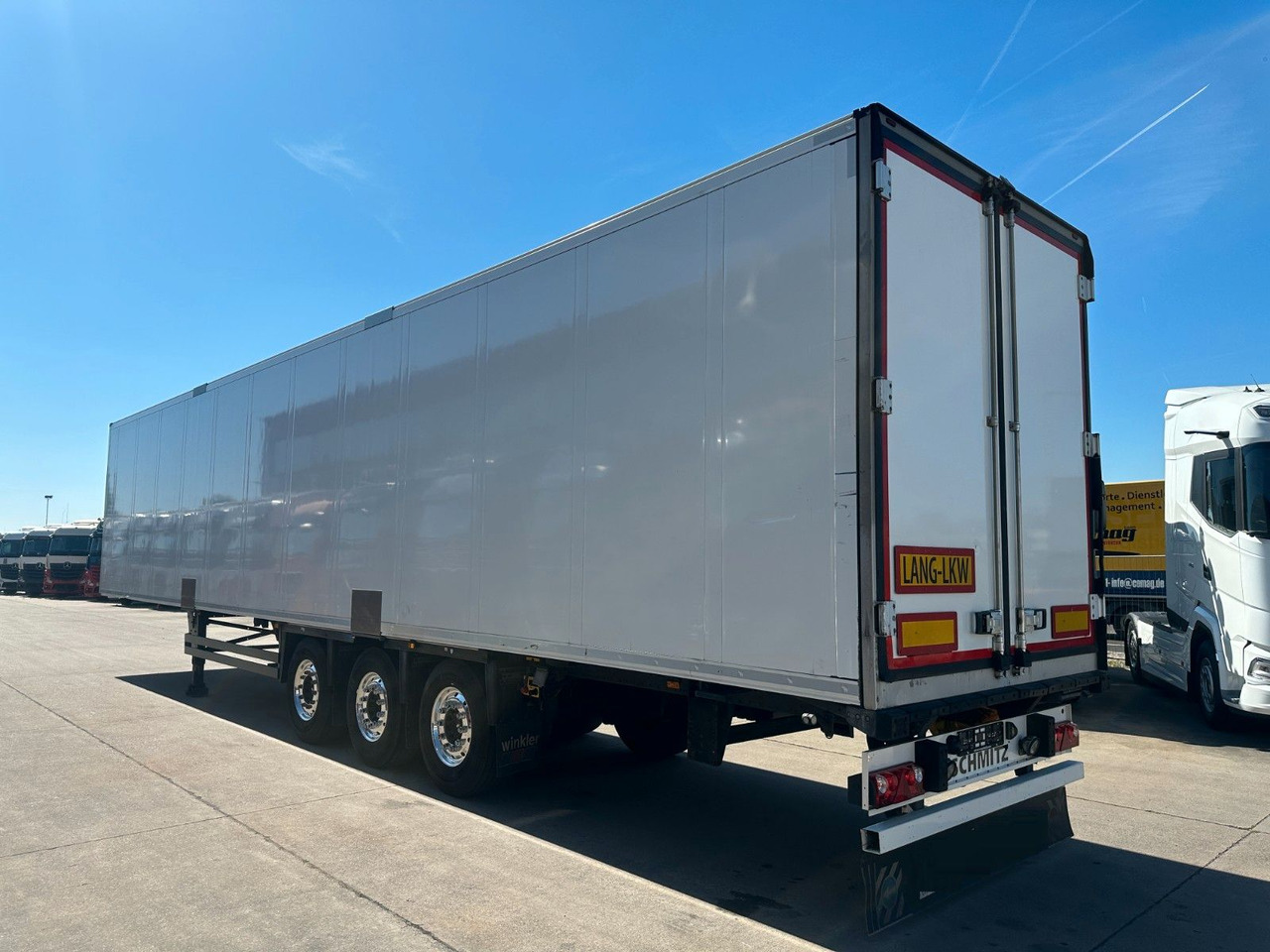 SCMITZ SCB*S3B * LANG/LONG-AUFLIEGER * ALCOA * - Closed box semi-trailer: picture 4 SCMITZ SCB*S3B * LANG/LONG-AUFLIEGER * ALCOA * - Closed box semi-trailer: picture 4