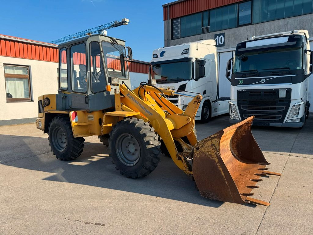 Zettelmeyer ZL 602 * 5.500 KG * DEUTZ MOTOR ÜBERHOLT TOP * - Wheel loader: picture 5 Zettelmeyer ZL 602 * 5.500 KG * DEUTZ MOTOR ÜBERHOLT TOP * - Wheel loader: picture 5