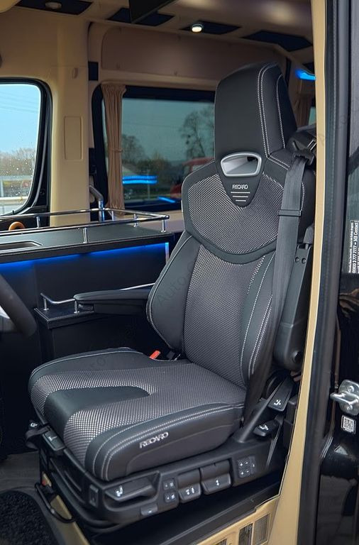 Minibus, Passenger van Mercedes-Benz Sprinter 319 VIP 8+1 Mercedes-Benz Sprinter 319 VIP 8+1: picture 6