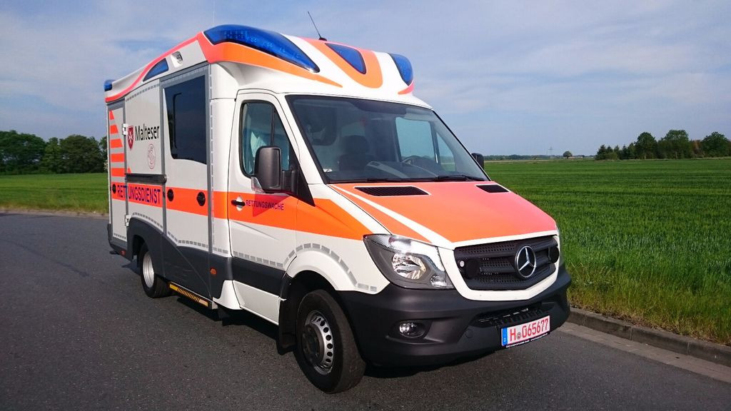 Mercedes-Benz Tigis Mod 2016 wie neu Mercedes-Benz Tigis Mod 2016 wie neu - Ambulance: picture 4 Mercedes-Benz Tigis Mod 2016 wie neu Mercedes-Benz Tigis Mod 2016 wie neu - Ambulance: picture 4
