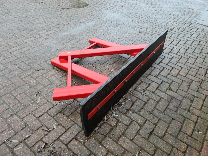 AGM rubberschuif - Livestock equipment: picture 4 AGM rubberschuif - Livestock equipment: picture 4