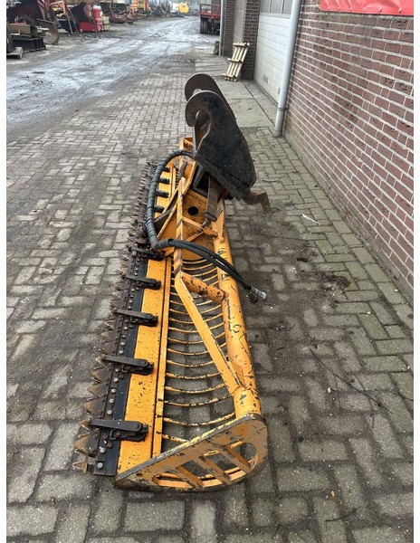 Maaikorf LMZ 3000 - Bucket: picture 4 Maaikorf LMZ 3000 - Bucket: picture 4