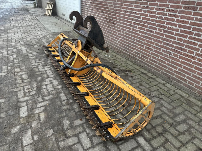 Maaikorf LMZ 3000 - Bucket: picture 3 Maaikorf LMZ 3000 - Bucket: picture 3