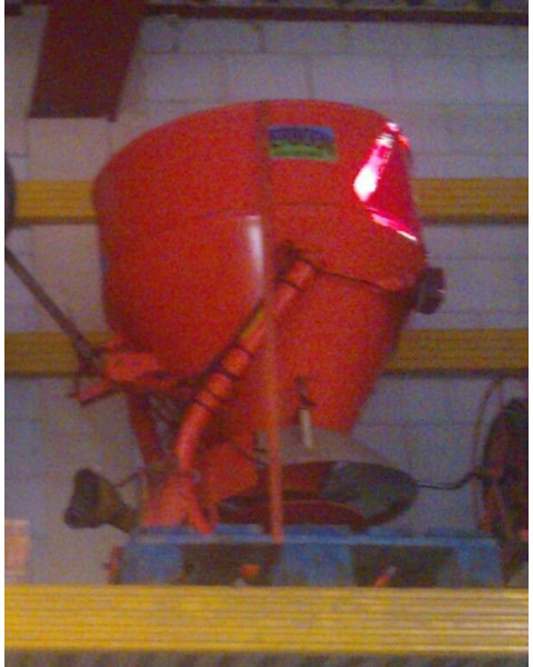 Nr. 3117 - Sand/ Salt spreader: picture 1 Nr. 3117 - Sand/ Salt spreader: picture 1