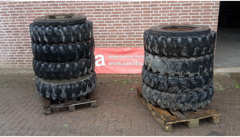 Onbekend Wielen - Wheels and tires: picture 1 Onbekend Wielen - Wheels and tires: picture 1