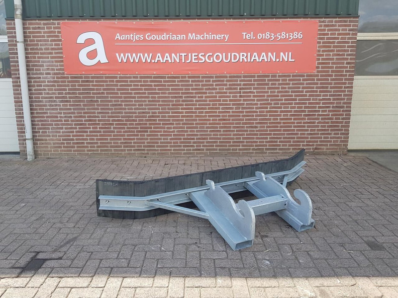 Rubberschuif /modderschuif CW 2/3 - Soil tillage equipment: picture 1 Rubberschuif /modderschuif CW 2/3 - Soil tillage equipment: picture 1