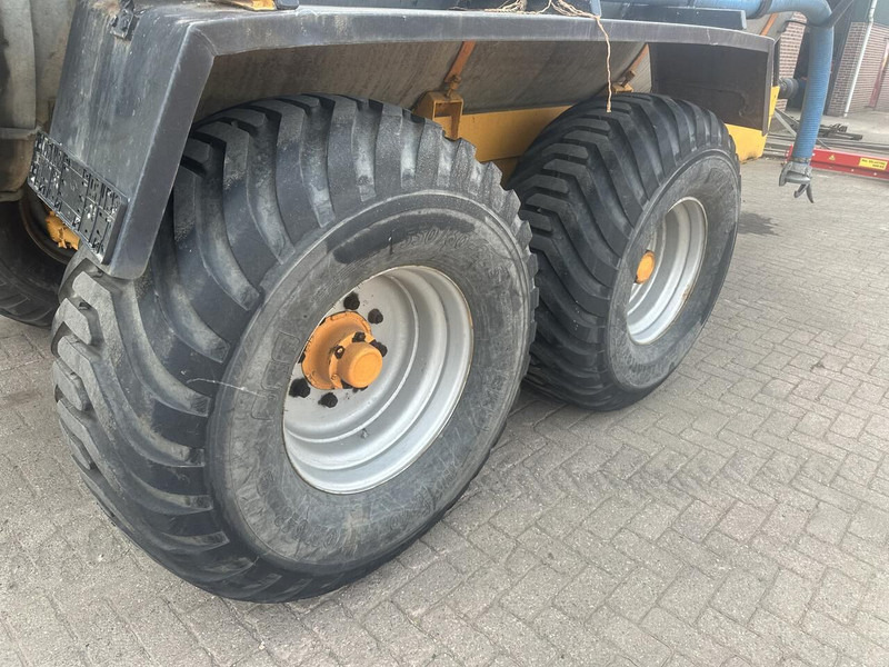 Tandamas - Manure spreader: picture 5 Tandamas - Manure spreader: picture 5