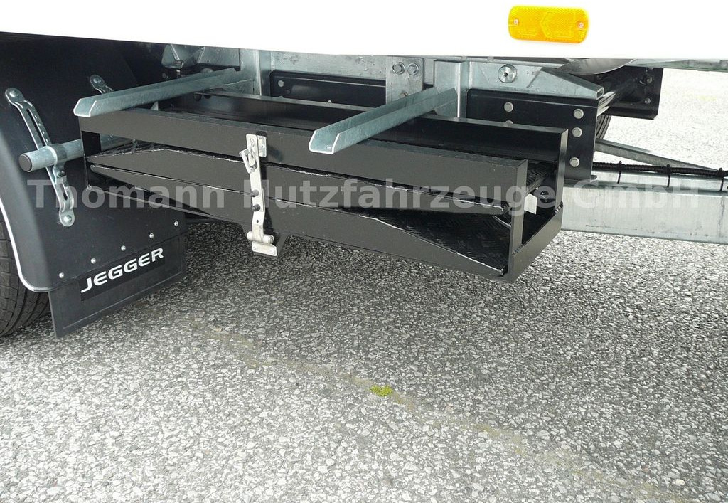 New Tow truck, Van Iveco DAILY 70C18 Schiebeplateu Hubbrille Luftfed Navi Iveco DAILY 70C18 Schiebeplateu Hubbrille Luftfed Navi: picture 15