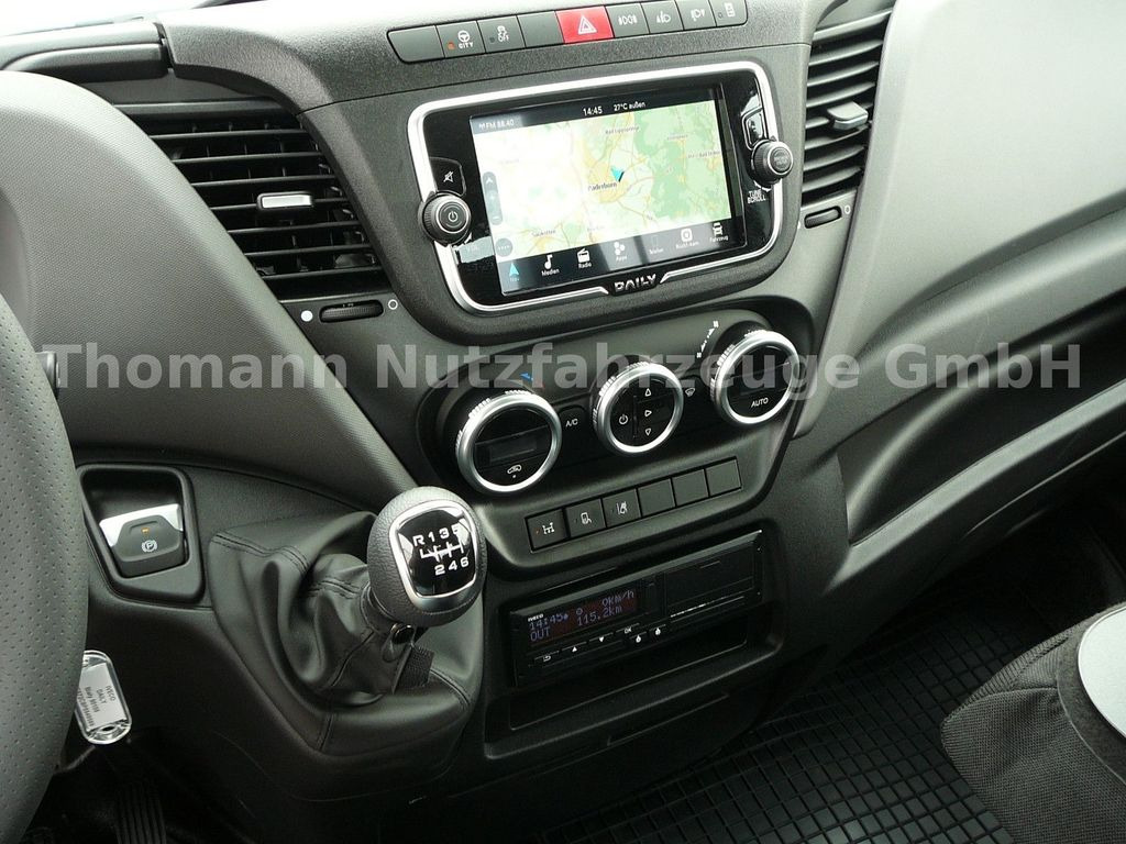 New Tow truck, Van Iveco DAILY 70C18 Schiebeplateu Hubbrille Luftfed Navi Iveco DAILY 70C18 Schiebeplateu Hubbrille Luftfed Navi: picture 25