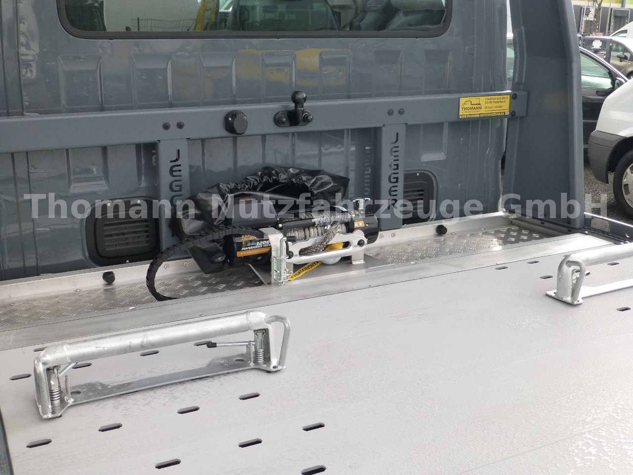 New Tow truck Renault NEW Master 2025 Autotransporter NAVI Luft Fed.: picture 9
