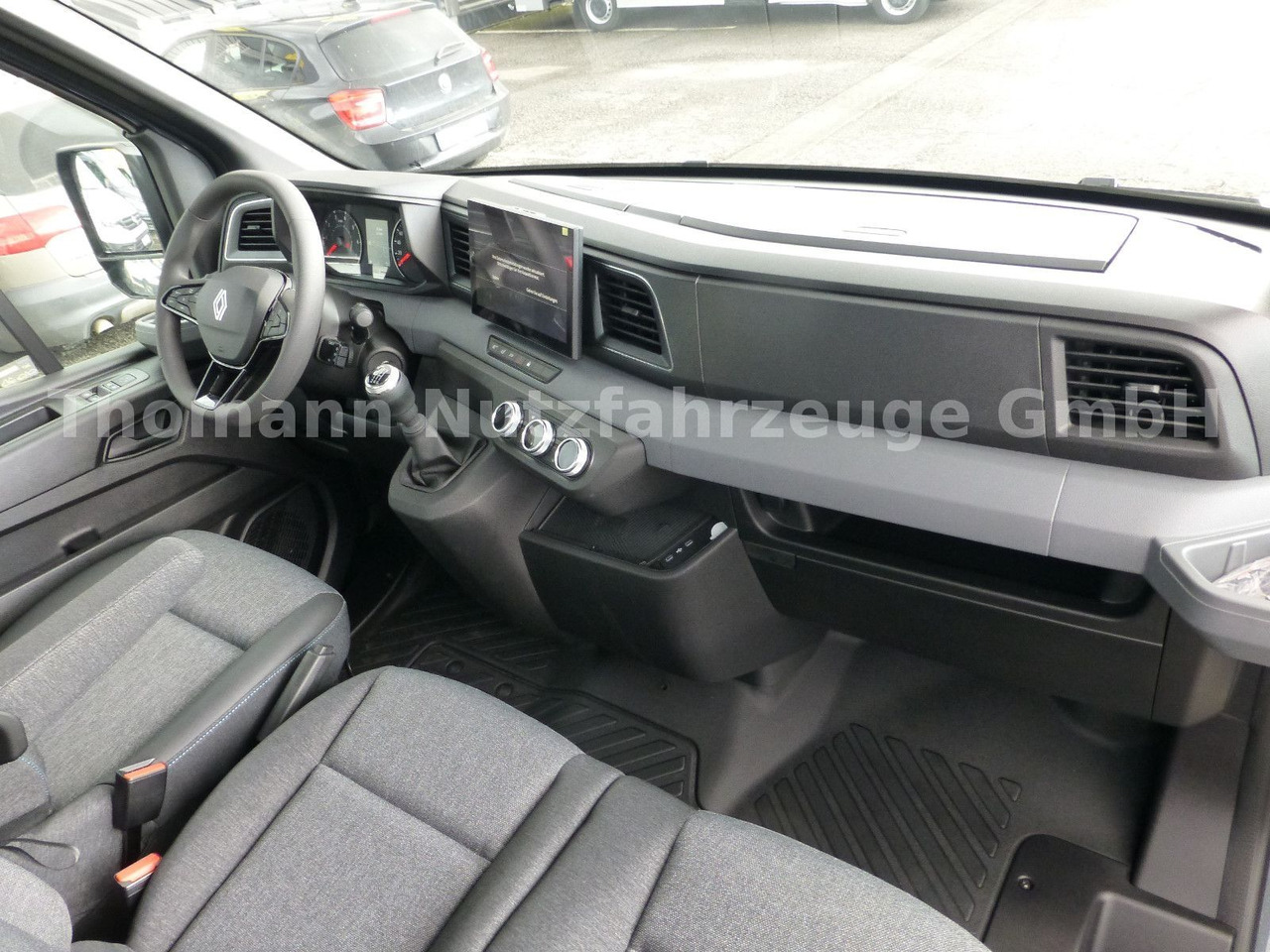 New Tow truck Renault NEW Master 2025 Autotransporter NAVI Luft Fed.: picture 15