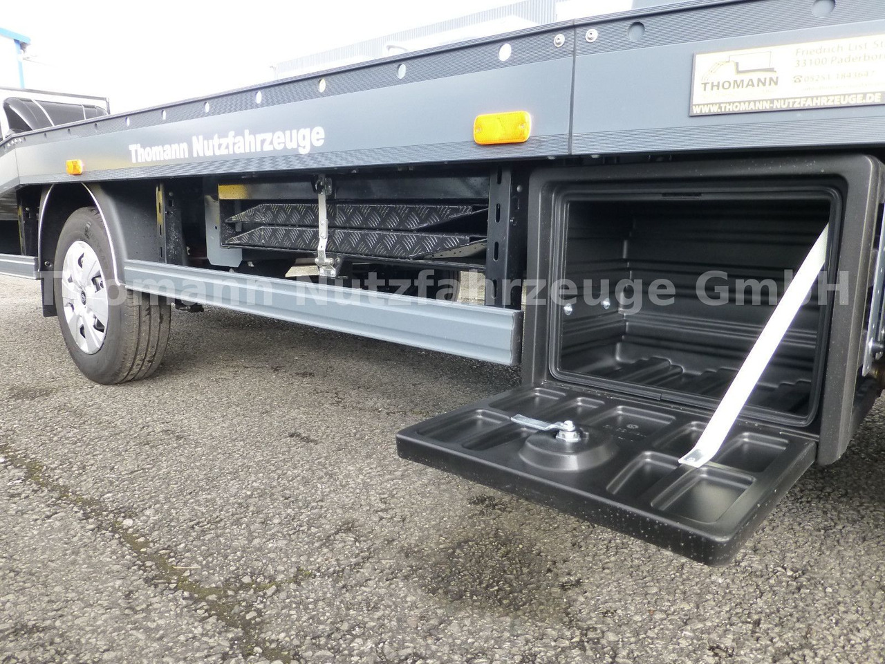 New Tow truck Renault NEW Master 2025 Autotransporter NAVI Luft Fed.: picture 8