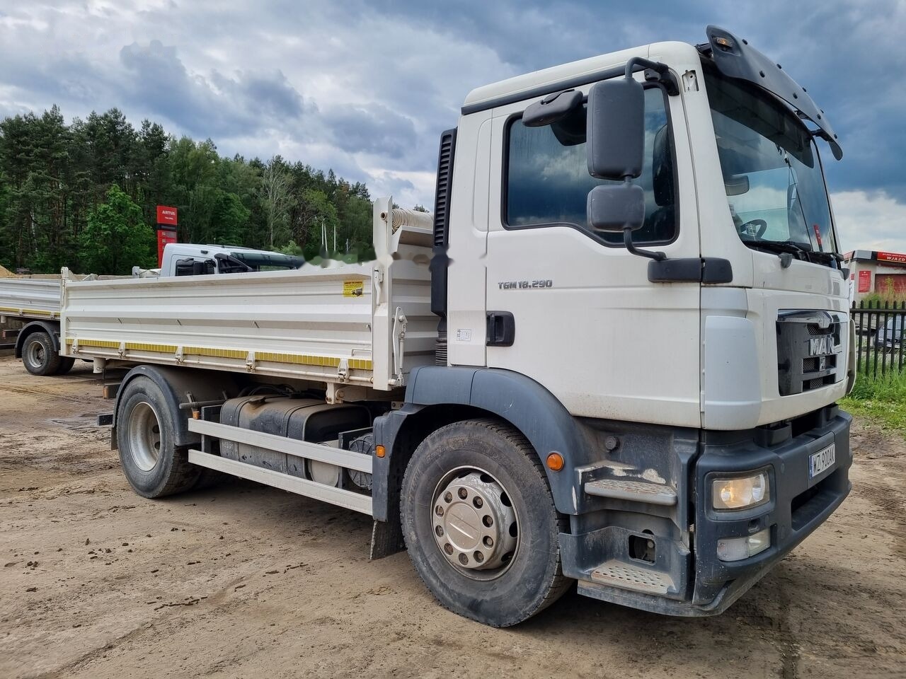 MAN TGM 18.290 - Tipper: picture 3 MAN TGM 18.290 - Tipper: picture 3