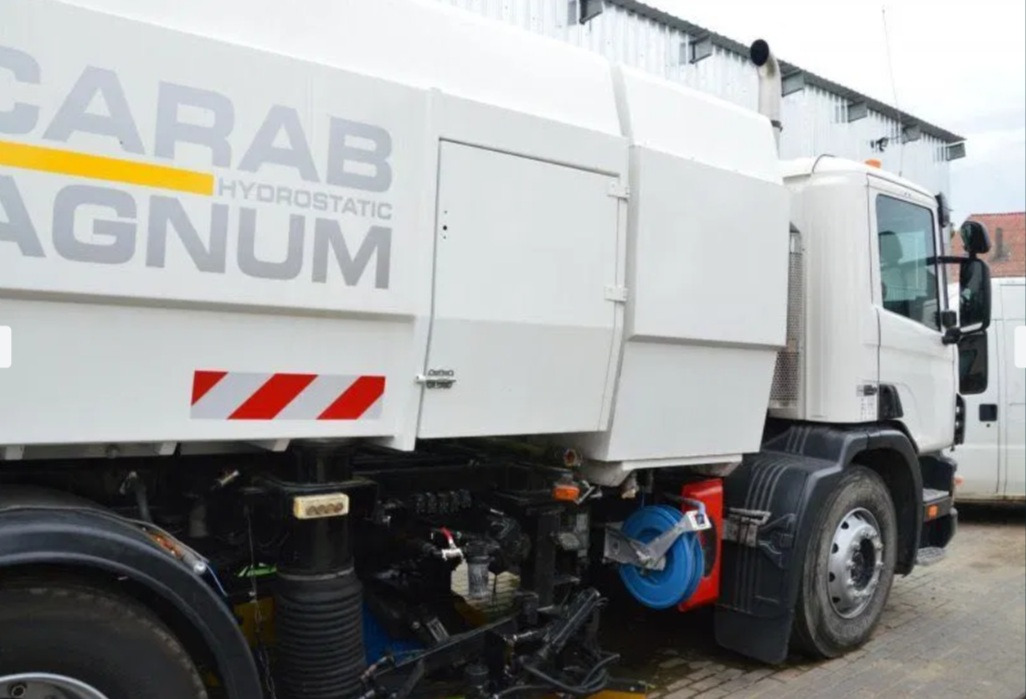 SCANIA 220 Scarab Magnum - Road sweeper: picture 3 SCANIA 220 Scarab Magnum - Road sweeper: picture 3