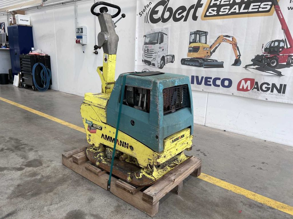 Ammann APH 6530 Rüttelplatte / 539kg / 2018 / Diesel Ammann APH 6530 Rüttelplatte / 539kg / 2018 / Diesel - Vibratory plate: picture 3 Ammann APH 6530 Rüttelplatte / 539kg / 2018 / Diesel Ammann APH 6530 Rüttelplatte / 539kg / 2018 / Diesel - Vibratory plate: picture 3