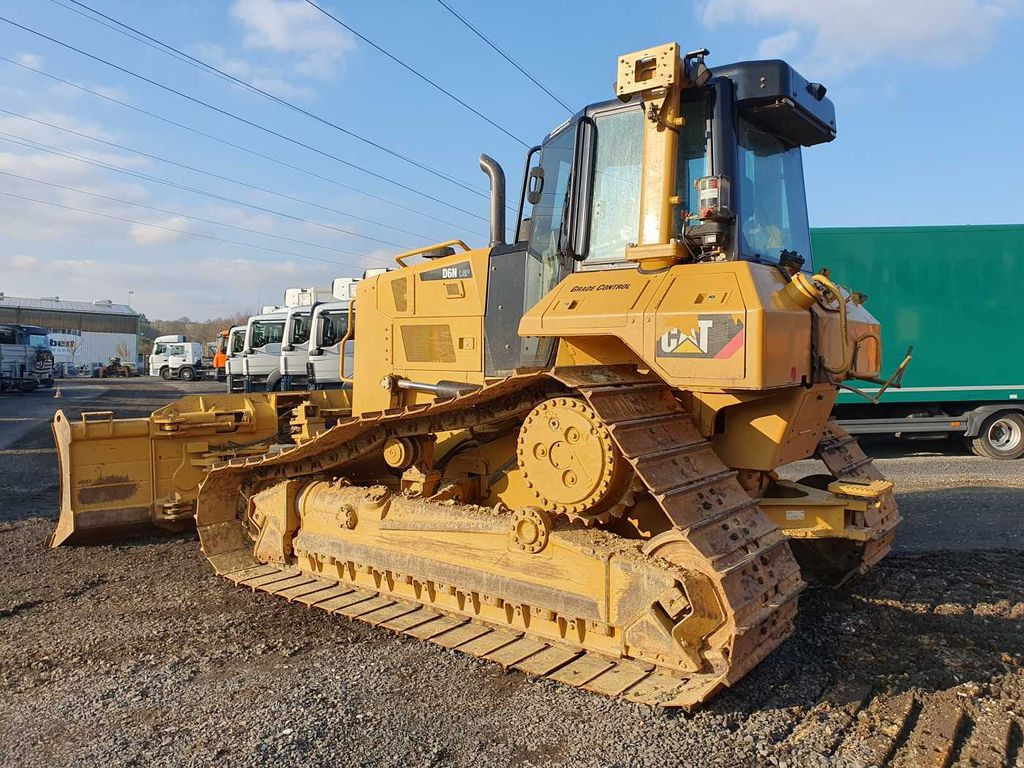 CAT D6N LGP / 7.374h / 6-Wege Klappschild / Bj: 2017 CAT D6N LGP / 7.374h / 6-Wege Klappschild / Bj: 2017 - Bulldozer: picture 4 CAT D6N LGP / 7.374h / 6-Wege Klappschild / Bj: 2017 CAT D6N LGP / 7.374h / 6-Wege Klappschild / Bj: 2017 - Bulldozer: picture 4