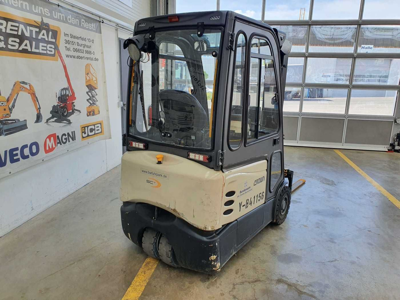 Crown SCT6020-1.3 /Triplex: 4.30m /Batterie 2020 - Electric forklift: picture 4 Crown SCT6020-1.3 /Triplex: 4.30m /Batterie 2020 - Electric forklift: picture 4