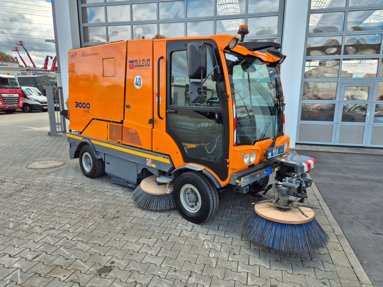Dulevo 3000 T Revolution 5.134h - Road sweeper: picture 4 Dulevo 3000 T Revolution 5.134h - Road sweeper: picture 4