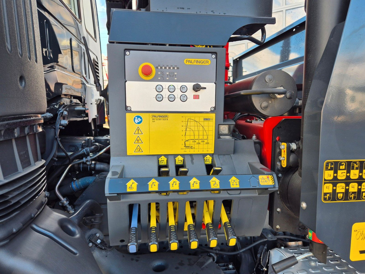 Iveco AD200X46/P HR OFF Palfinger PK 12.501 Funk AHK leasing Iveco AD200X46/P HR OFF Palfinger PK 12.501 Funk AHK: picture 19