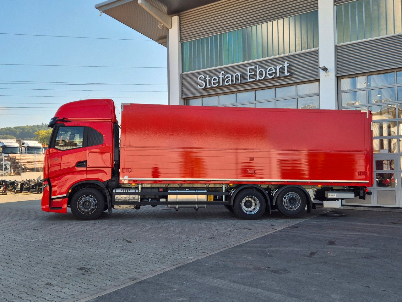 Iveco AS260S50Y/FS Schwenkwand LBW 2xAHK CAM Intarder - Beverage truck: picture 5 Iveco AS260S50Y/FS Schwenkwand LBW 2xAHK CAM Intarder - Beverage truck: picture 5