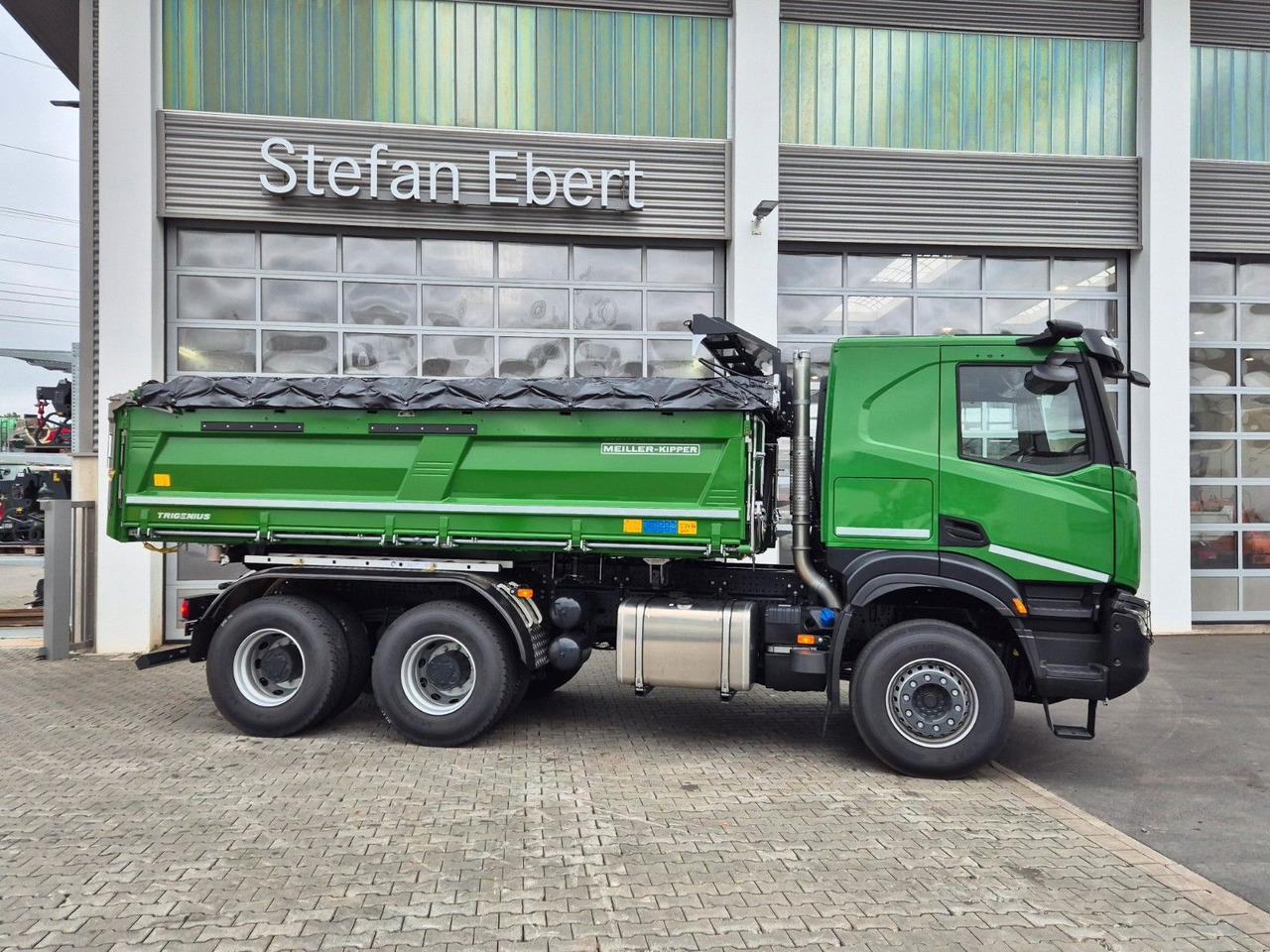 Iveco AT300X54Z HR OFF Bordmatik AHK Intarder - Tipper: picture 5 Iveco AT300X54Z HR OFF Bordmatik AHK Intarder - Tipper: picture 5