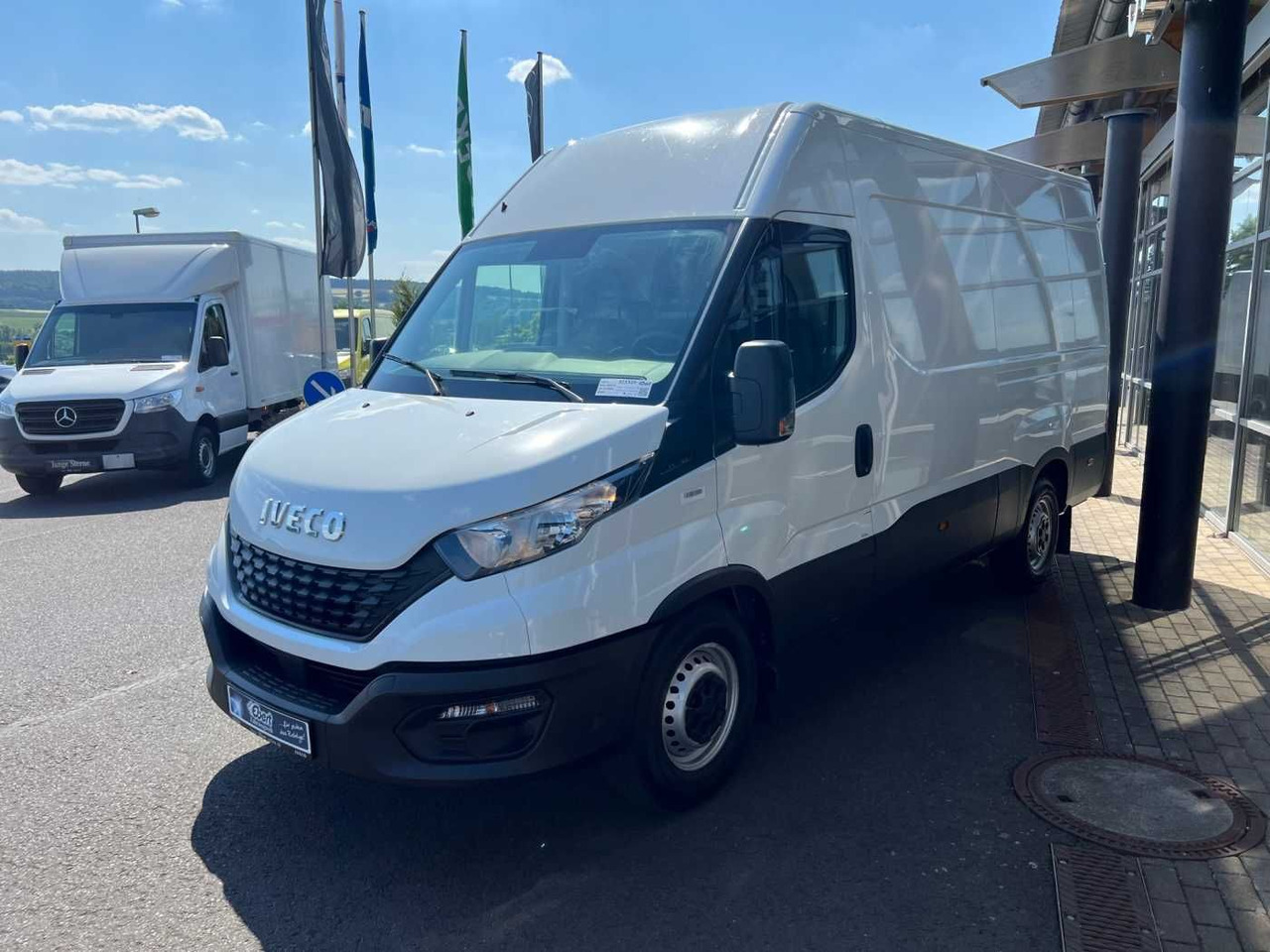 Iveco Daily 35 S 16 V *Klima*3.520mm* - Panel van: picture 4 Iveco Daily 35 S 16 V *Klima*3.520mm* - Panel van: picture 4