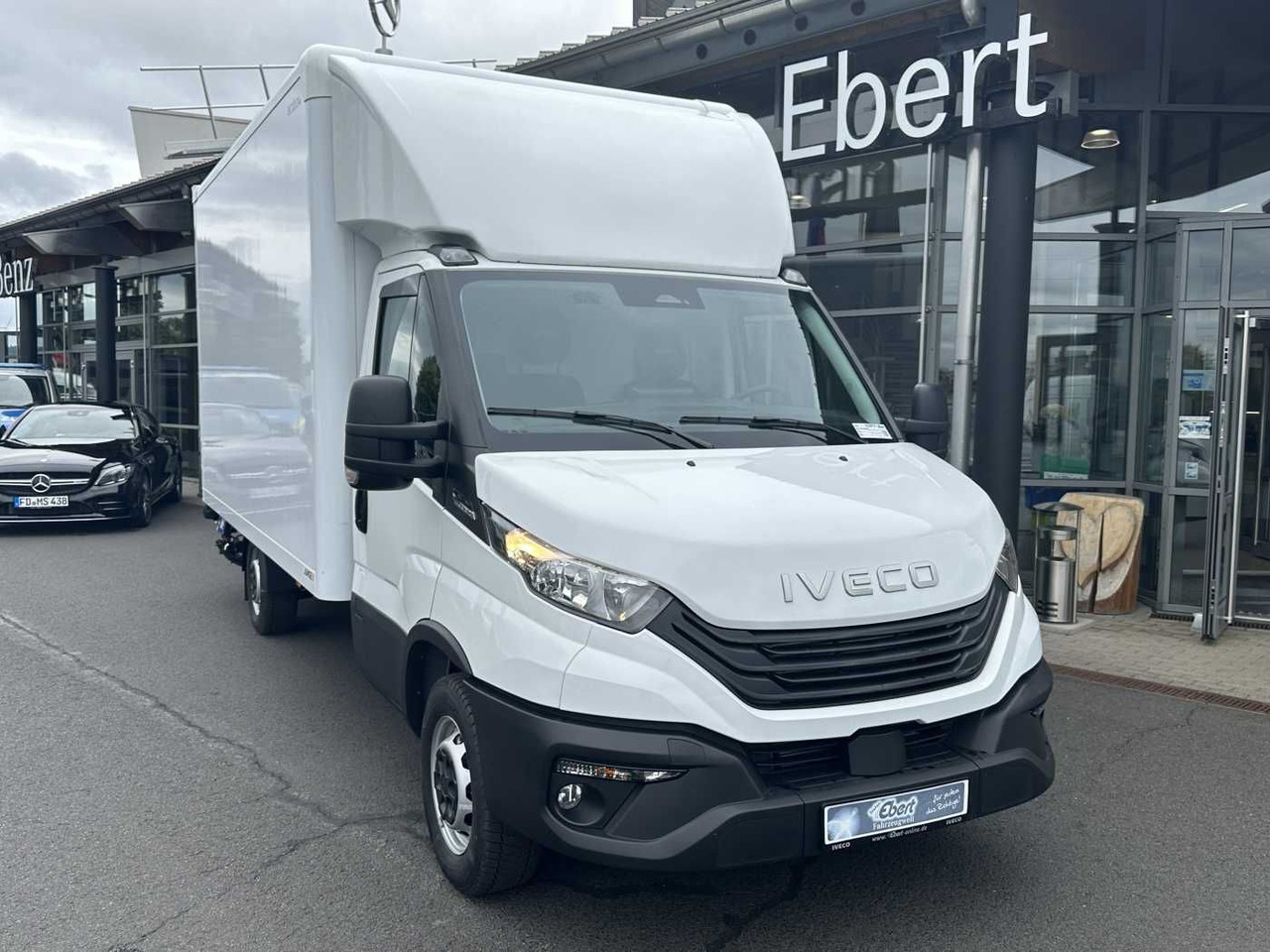 Iveco Daily 35S16 HA8/P Koffer *R4.100mm* LBW*Luft* - Box van: picture 2 Iveco Daily 35S16 HA8/P Koffer *R4.100mm* LBW*Luft* - Box van: picture 2