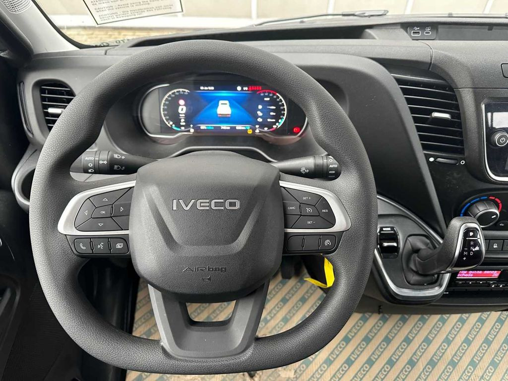 New Curtain side van, Combi van Iveco Daily 50C18H A8 DoKa *AHK*Automatik*7-Sitze*: picture 10