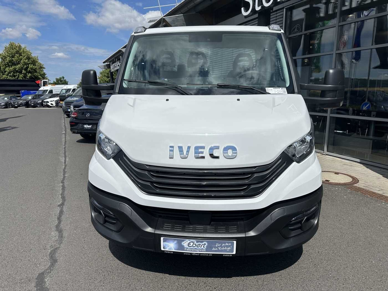 Iveco Daily 70C18 H 3.0L *R3.750mm*AHK*Luft*Sperre* - Hook lift truck: picture 2 Iveco Daily 70C18 H 3.0L *R3.750mm*AHK*Luft*Sperre* - Hook lift truck: picture 2