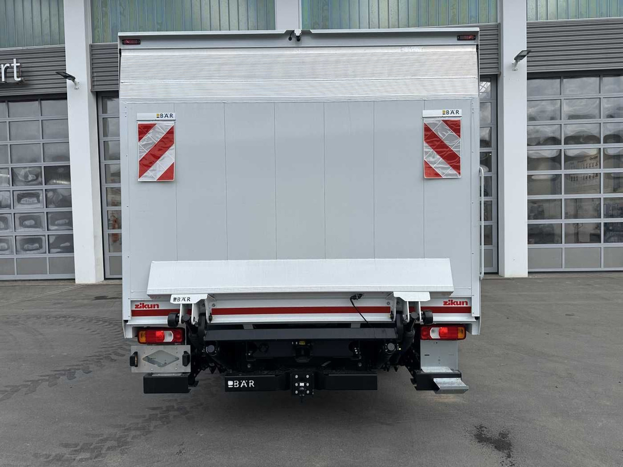 New Box van Iveco Daily 70C18 HA8 *LBW*Schwenkwandkoffer*: picture 6