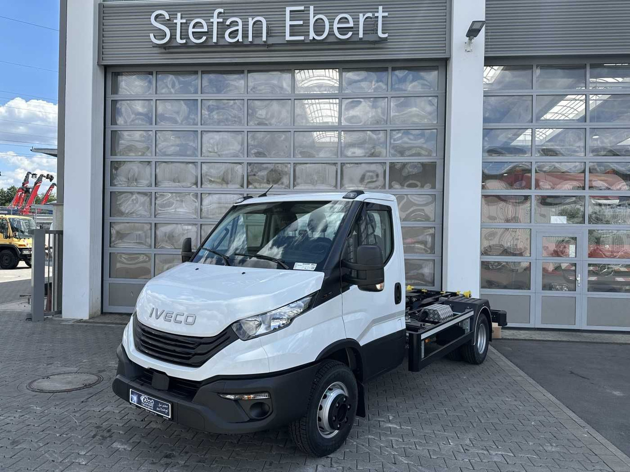 Iveco Daily 70C18H/P *R3.750mm*2xAHK*Luft* - Hook lift truck: picture 1 Iveco Daily 70C18H/P *R3.750mm*2xAHK*Luft* - Hook lift truck: picture 1