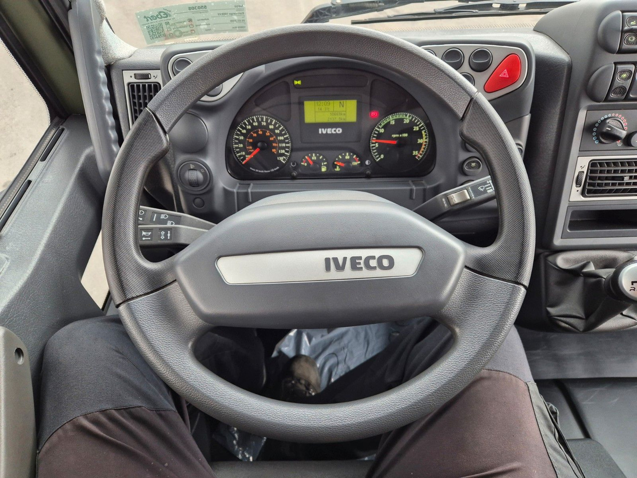 Dropside/ Flatbed truck Iveco Eurocargo ML100E22WM-BW 4x4 Pritsche L-Haus Bett: picture 14 Dropside/ Flatbed truck Iveco Eurocargo ML100E22WM-BW 4x4 Pritsche L-Haus Bett: picture 14