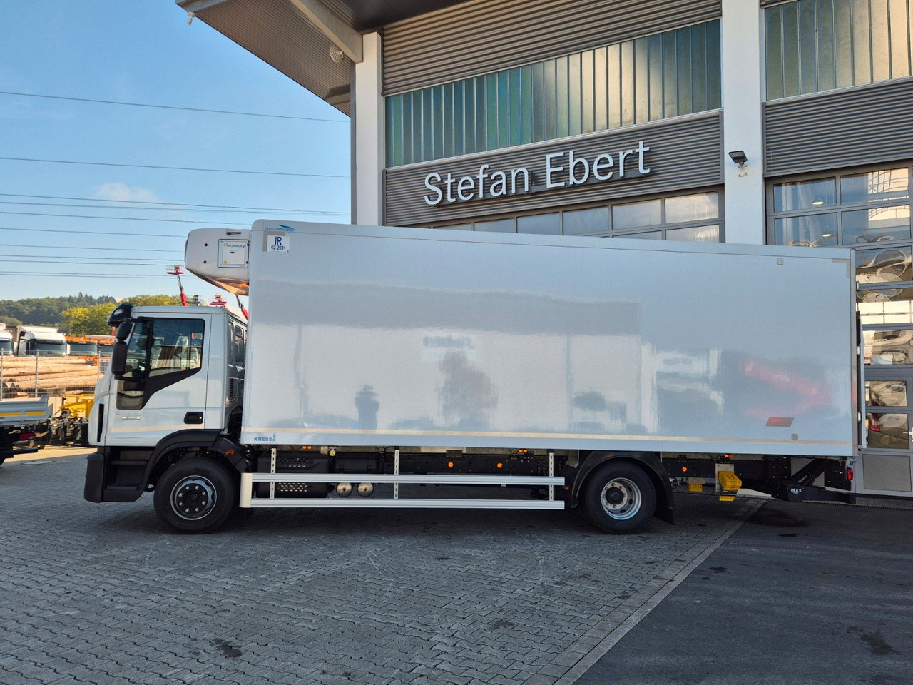 Iveco Eurocargo ML160E28/P Carrier Supra 1250 LBW Tür - Refrigerator truck: picture 5 Iveco Eurocargo ML160E28/P Carrier Supra 1250 LBW Tür - Refrigerator truck: picture 5