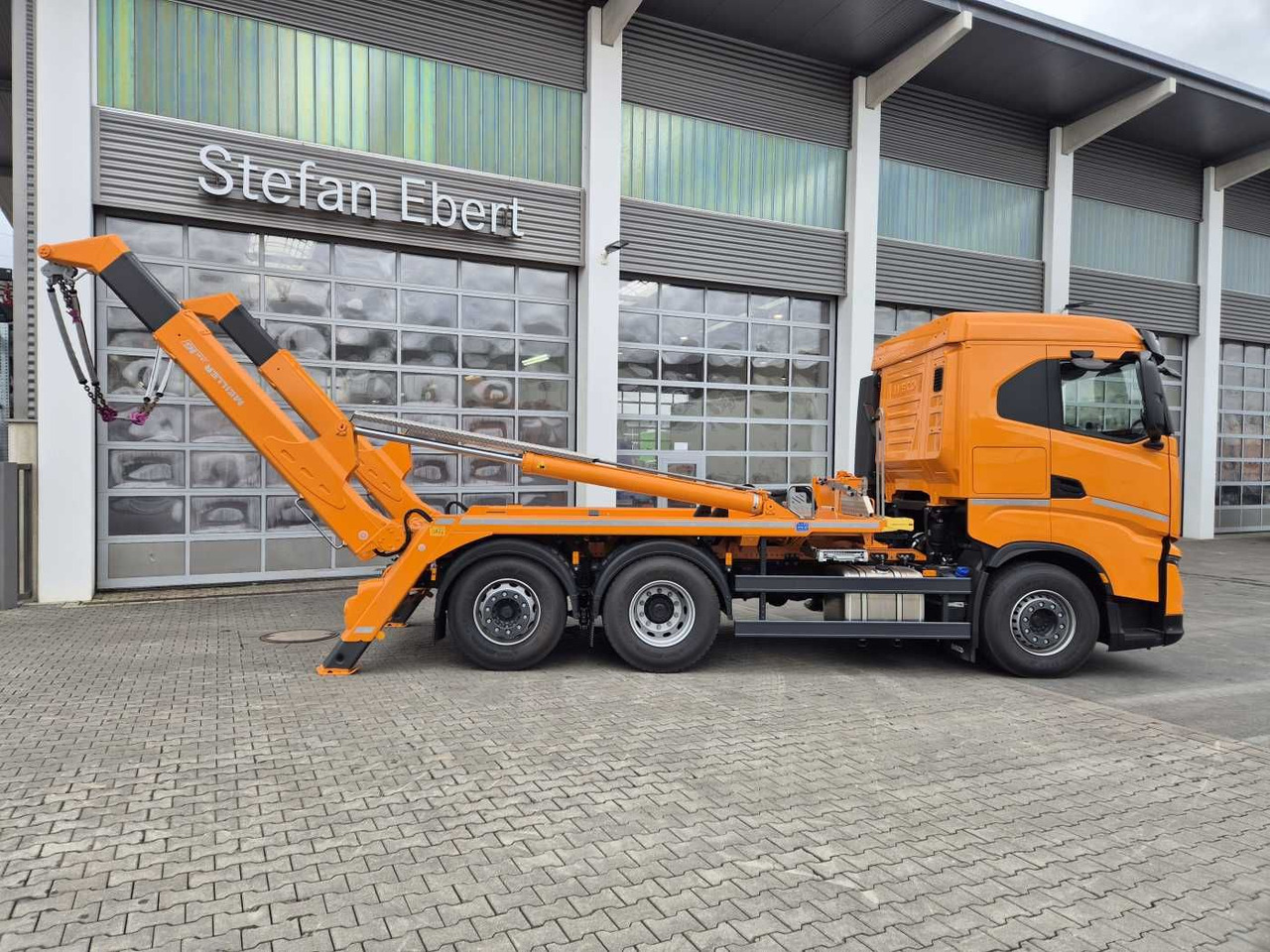 Tipper Iveco X-Way AS280X46Y/PS ON 6x2 MEILLER  AK16 Intarder: picture 6