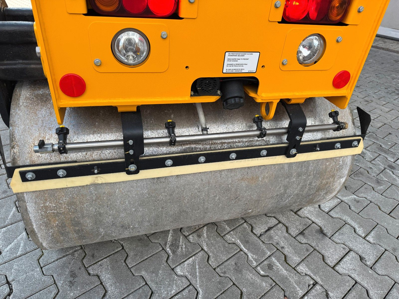 Roller JCB CT 260-120 / NEU 2025 / Wasser Sprühanlage: picture 9