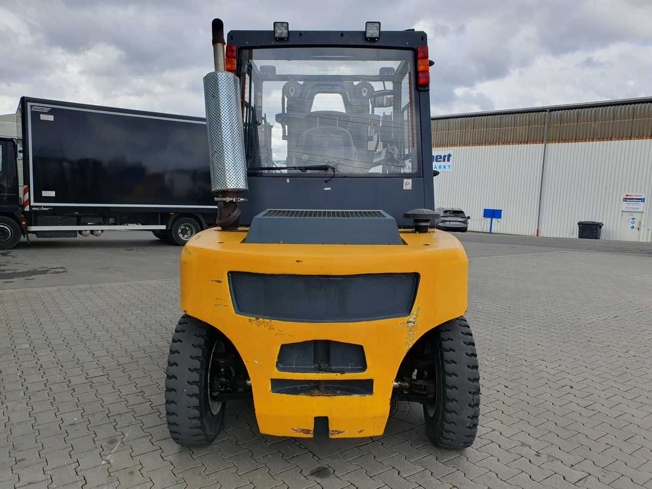 Jungheinrich DFG 680 / 4.500mm / 2.413h / Zinkenverstellgerät - Diesel forklift: picture 5 Jungheinrich DFG 680 / 4.500mm / 2.413h / Zinkenverstellgerät - Diesel forklift: picture 5