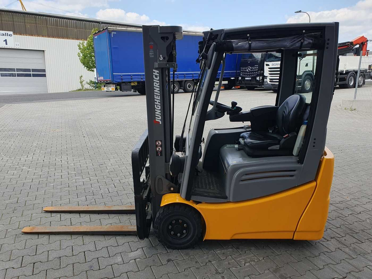 Jungheinrich EFG 215 / Triplex: 4.25m! / SS / nur 1.368h! leasing Jungheinrich EFG 215 / Triplex: 4.25m! / SS / nur 1.368h!: picture 7